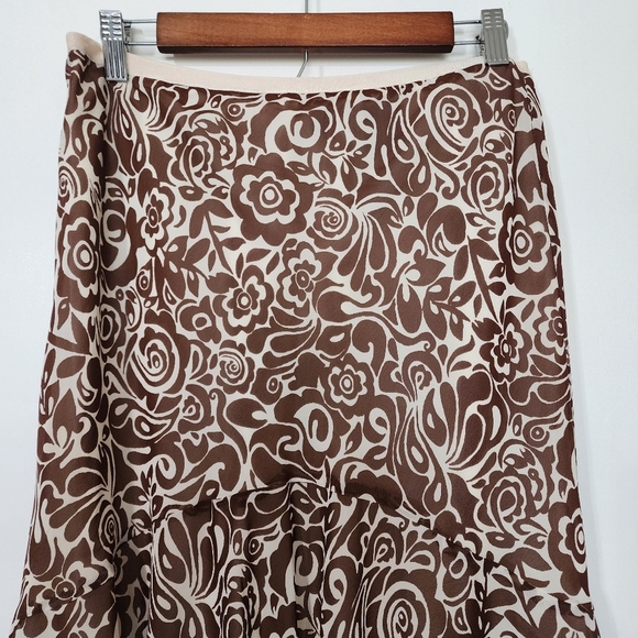 Vintage brown trippy floral skirt with detailed lace - Picture 6 of 10